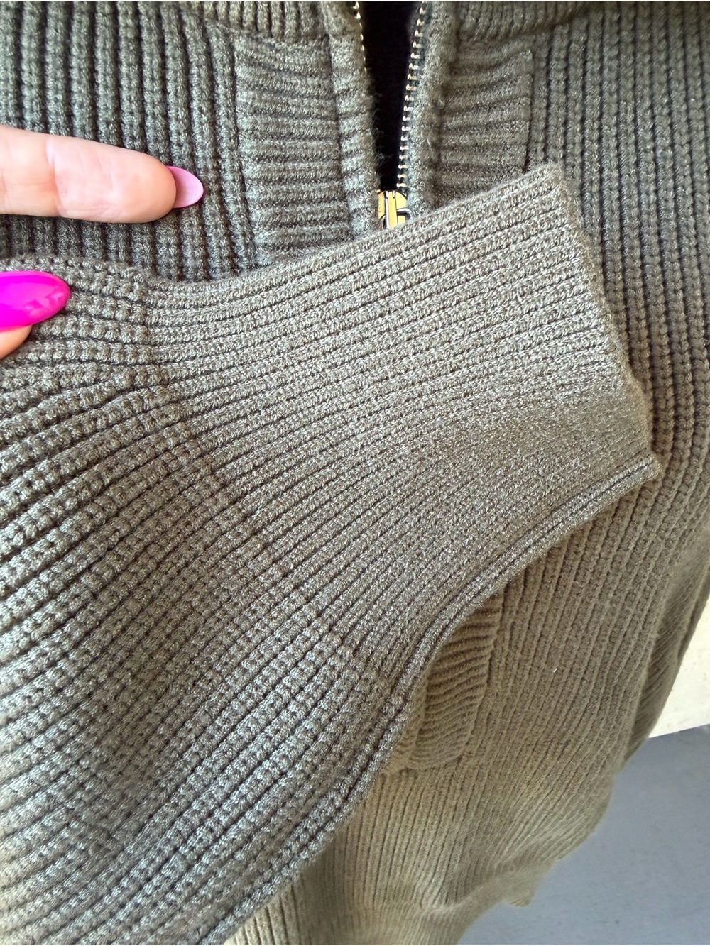 Varley Maura ribbed half-zip knit sweatshirt XL olive night NWT - Picture 10 of 16